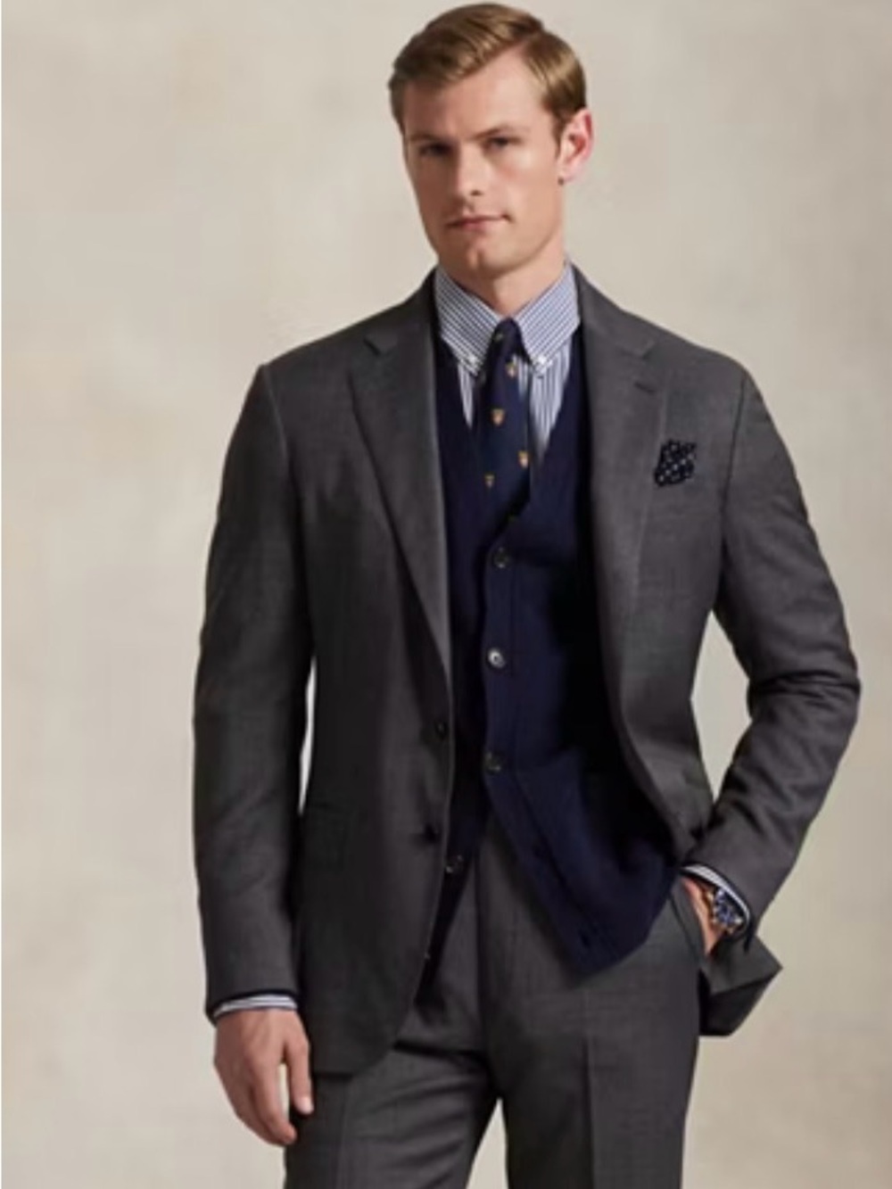 Lauren Ralph Lauren 42R Charcoal Gray
100% Wool Two Button Sport Coat
Blazer